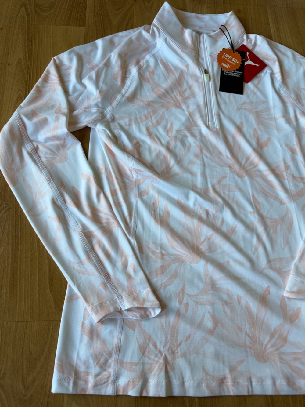 PUMA NWT You-V women’s quarter zip peach and white size small so soft UPF 50+
